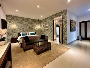 Luxury Villa Retreat Ubud with private pool overlooking tropical rice terraces