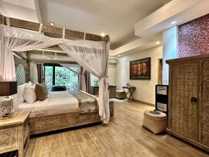 Secluded luxury villa in Ubud with private pool and tropical surroundings